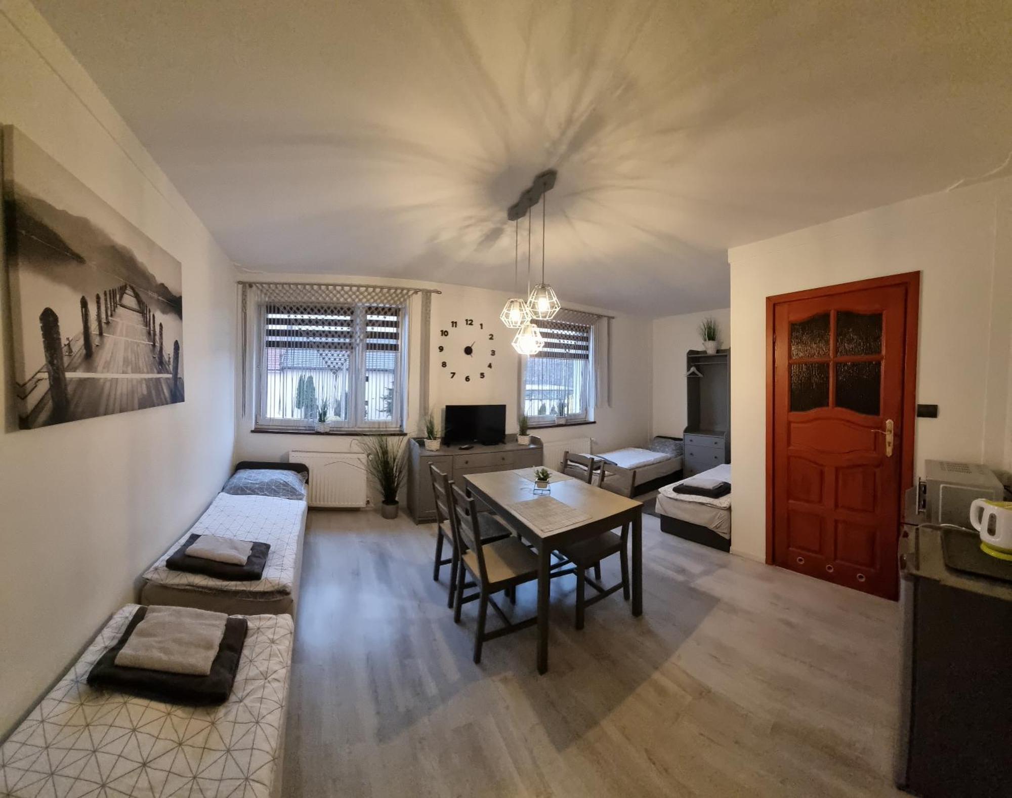 Noclegi Na Lacznej Świebodzice Exteriér fotografie
